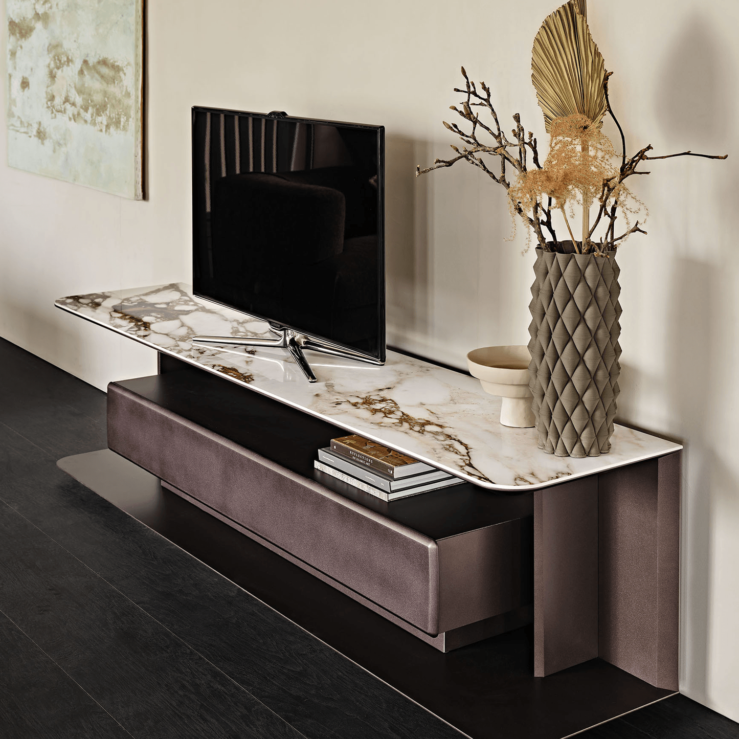 Award Entertainment Console