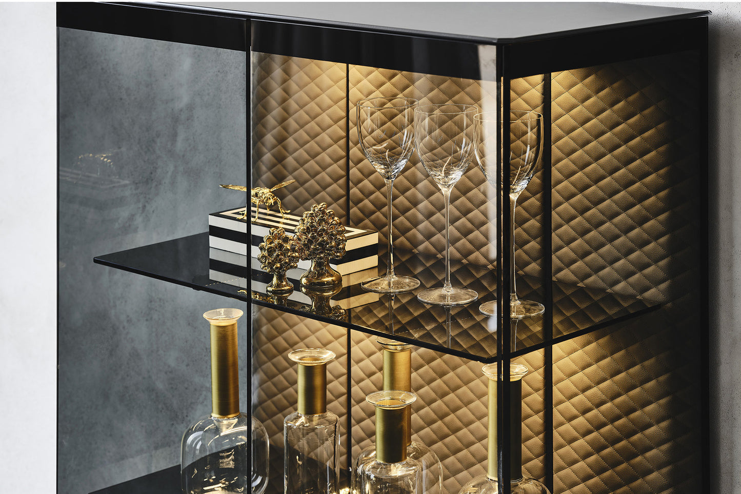 Boutique Alta Display Case