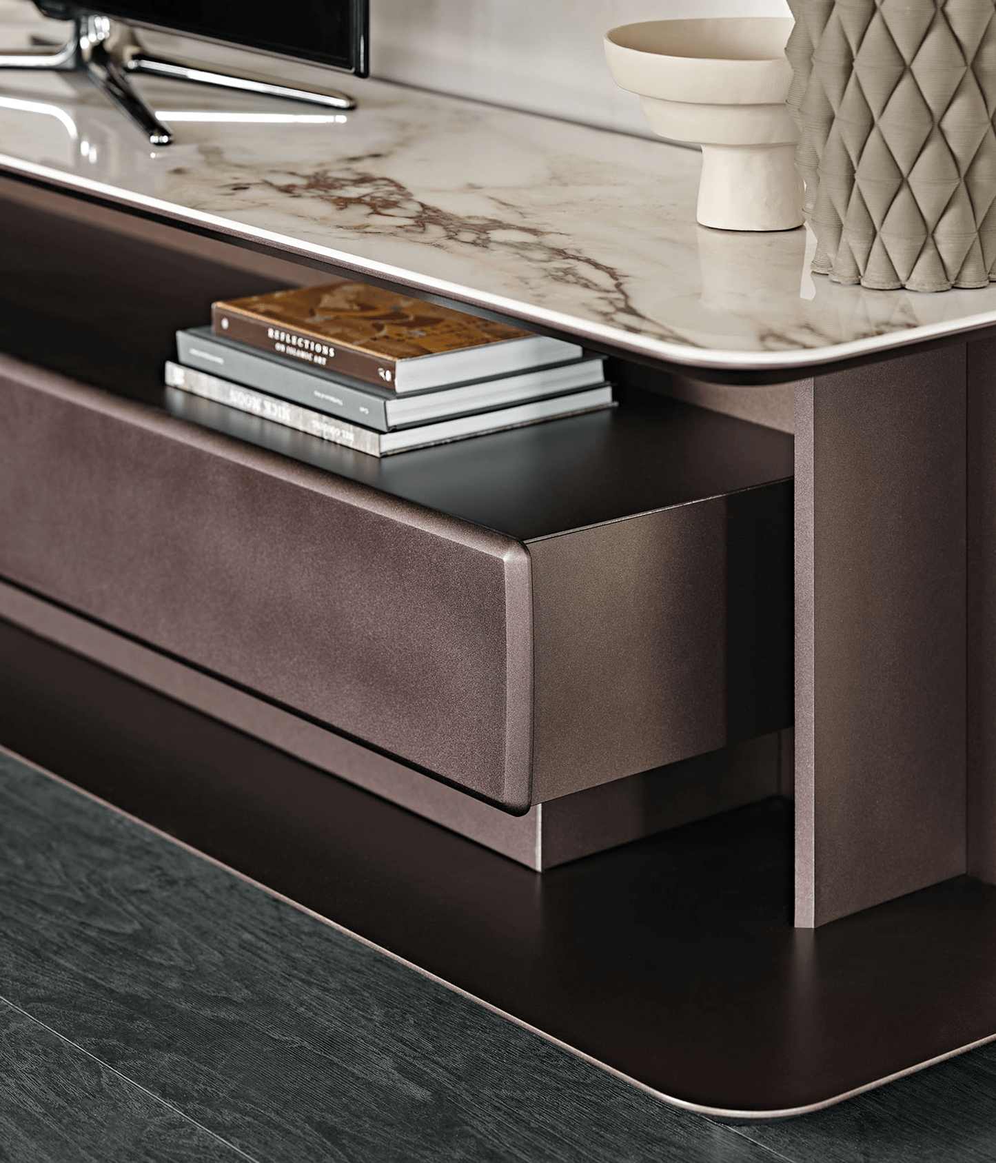 Award Entertainment Console