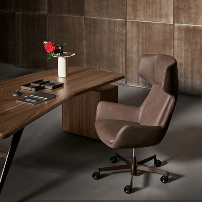 Newton Executive Chair