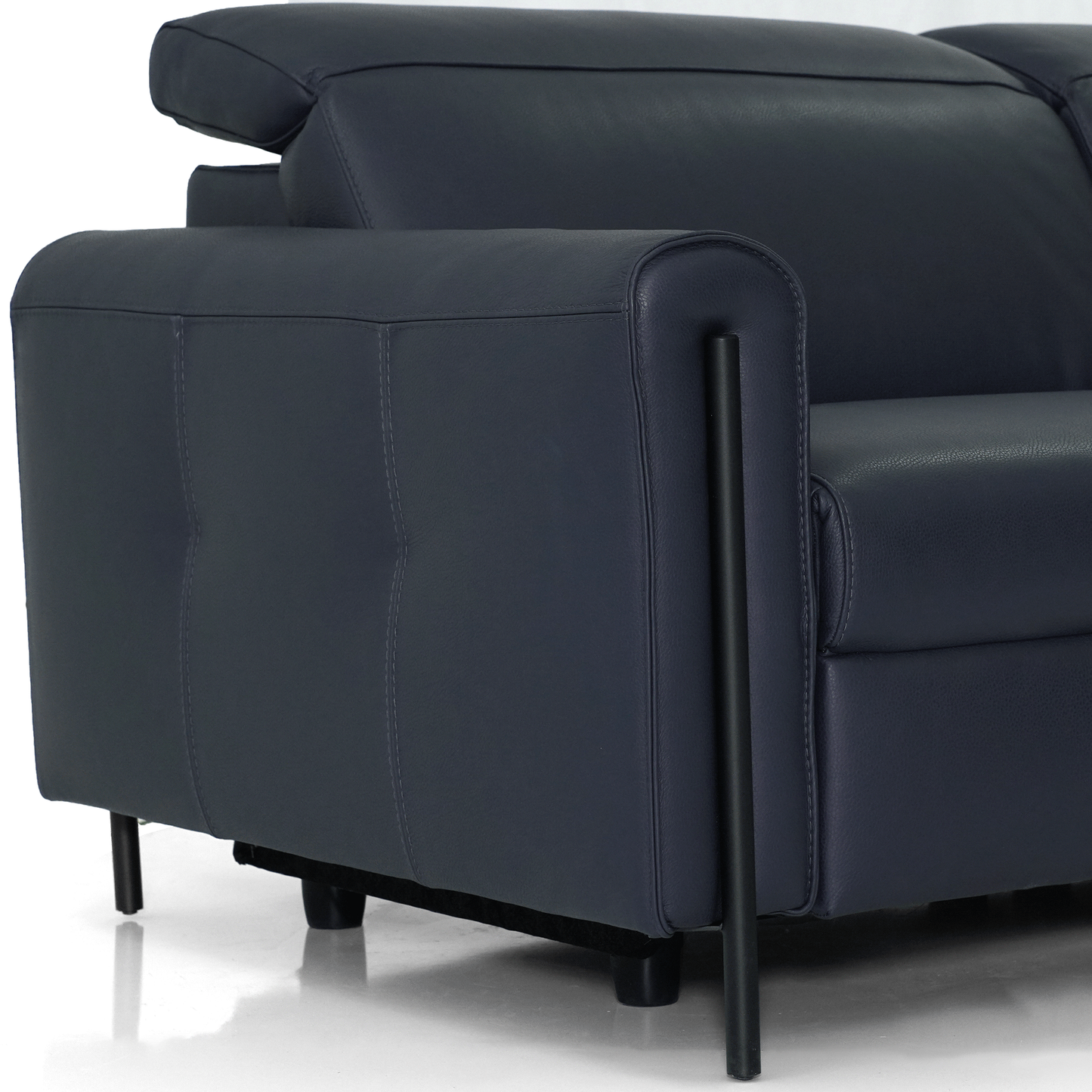 Saturnia Power Sectional