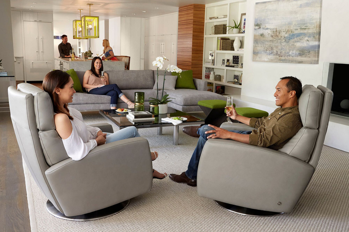 Elliot Power Comfort Recliner - Metal Base