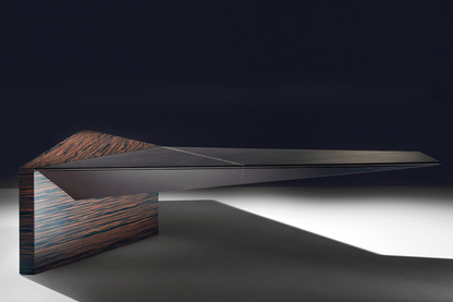 Euclideo Executive Desk