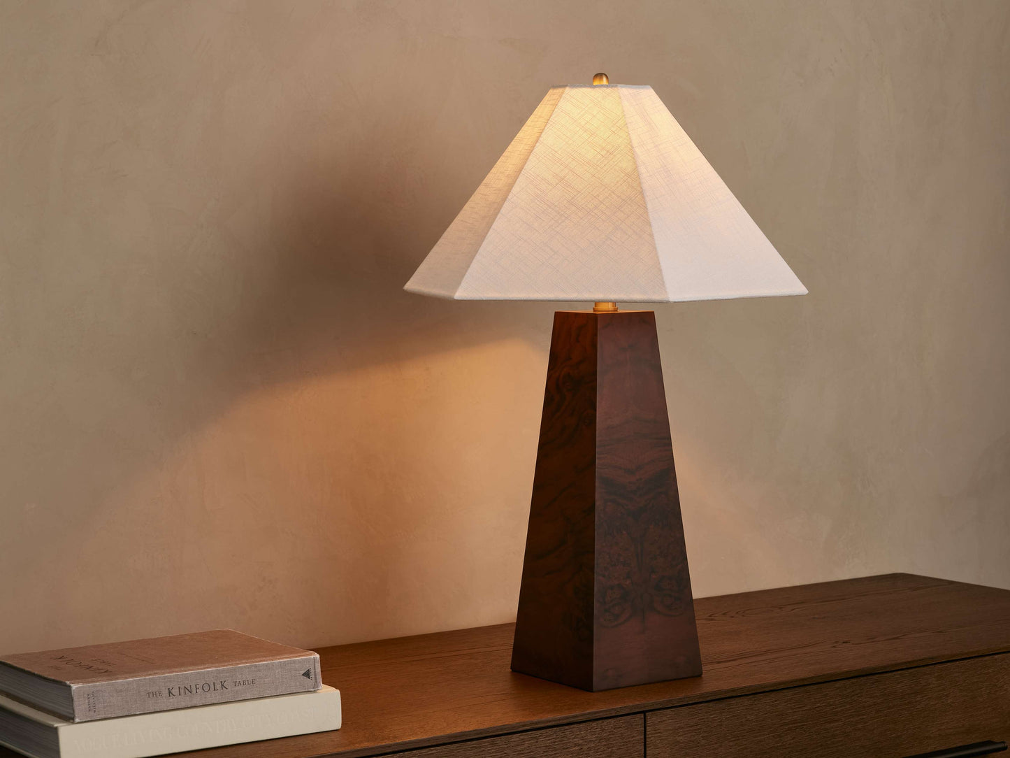 Hiram Table Lamp