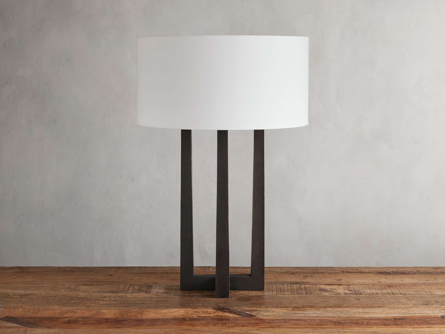 Emmet Table Lamp