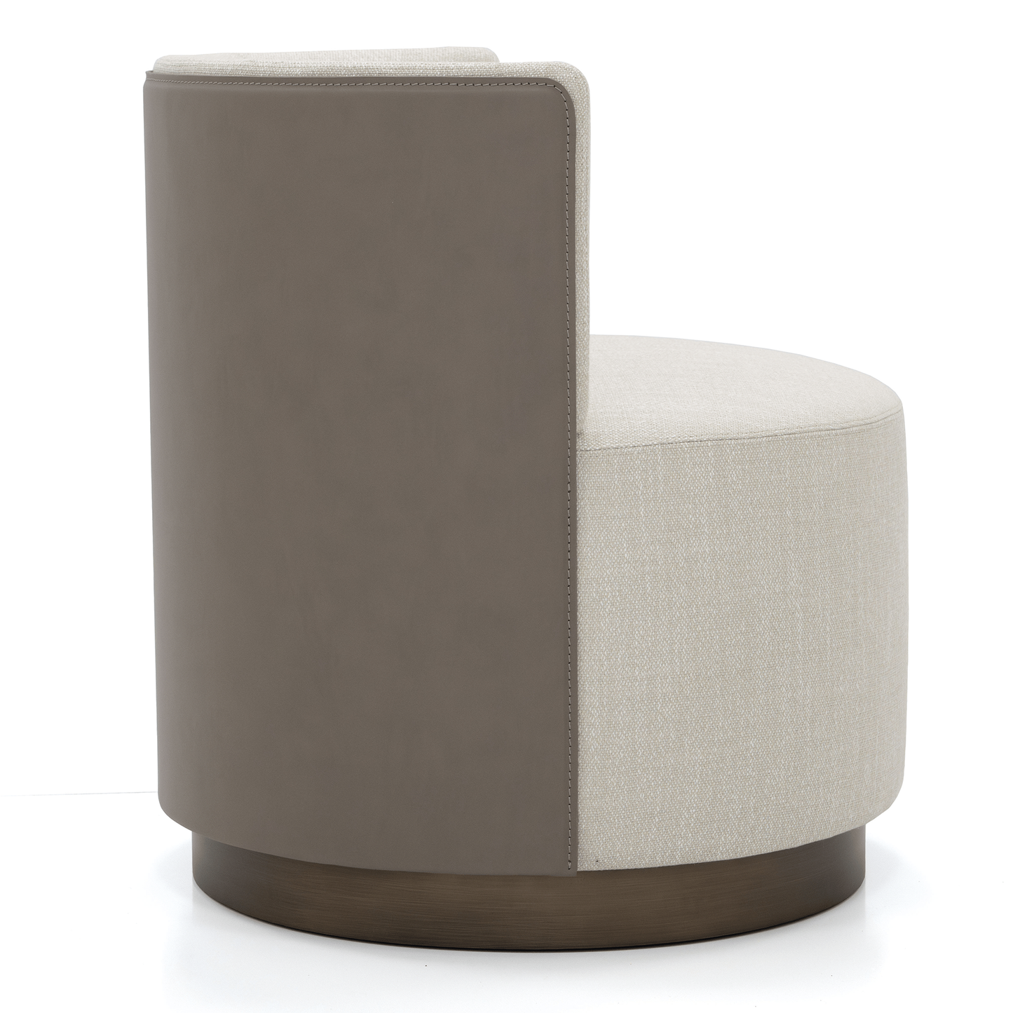 Clubby Lounge Chair