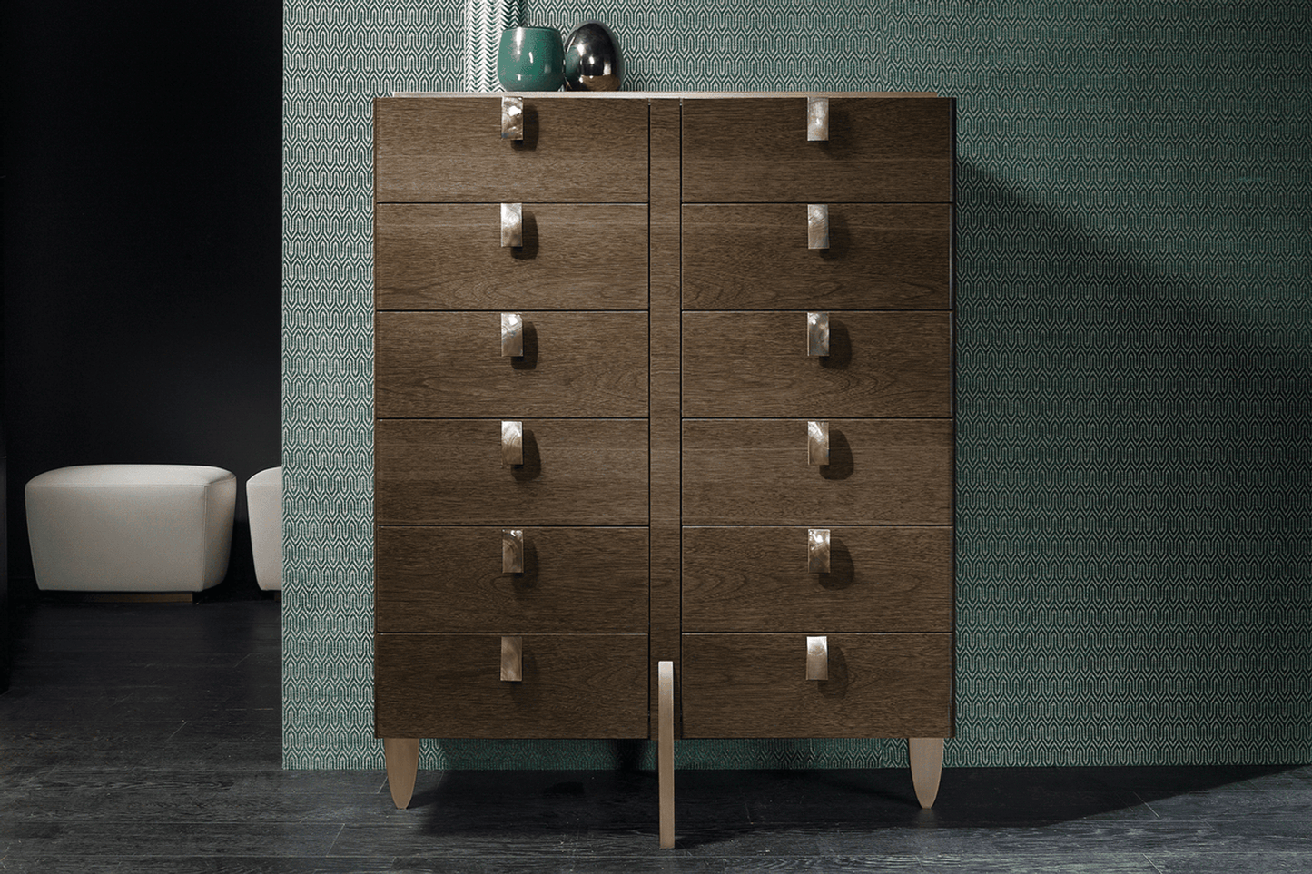 Fashion Affair High Chest
