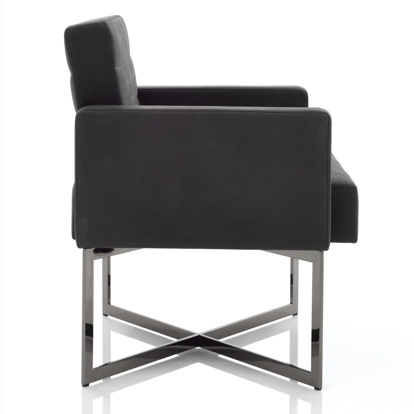 Black & More Lounge Chair