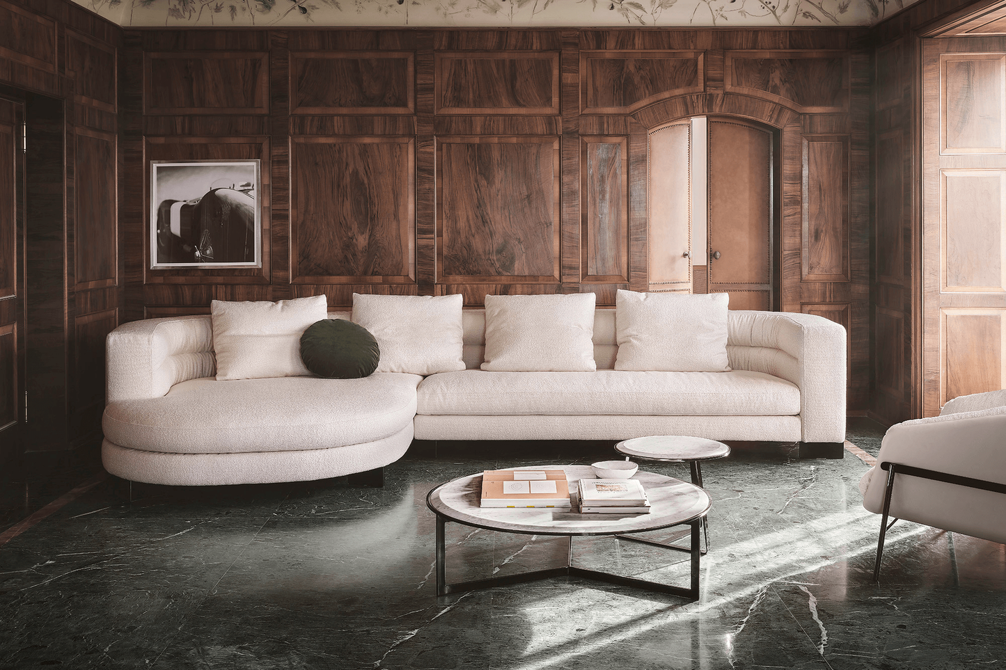 Ariano Sectional - Cream Fabric