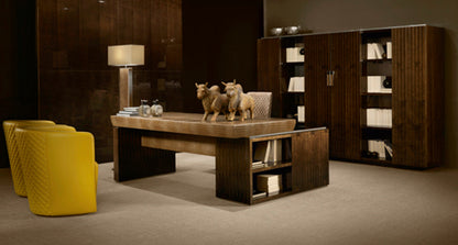Red Carpet Desk With Return