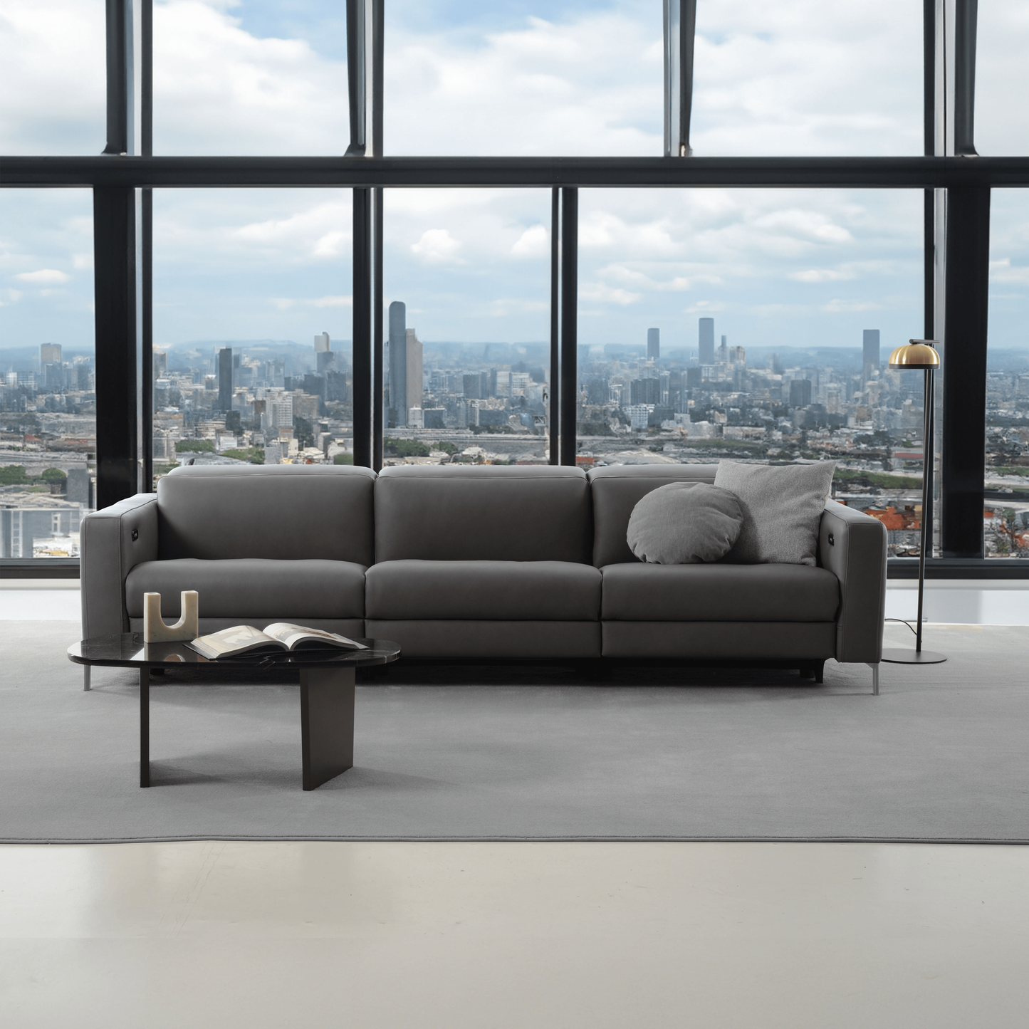 Valenza Power Sofa