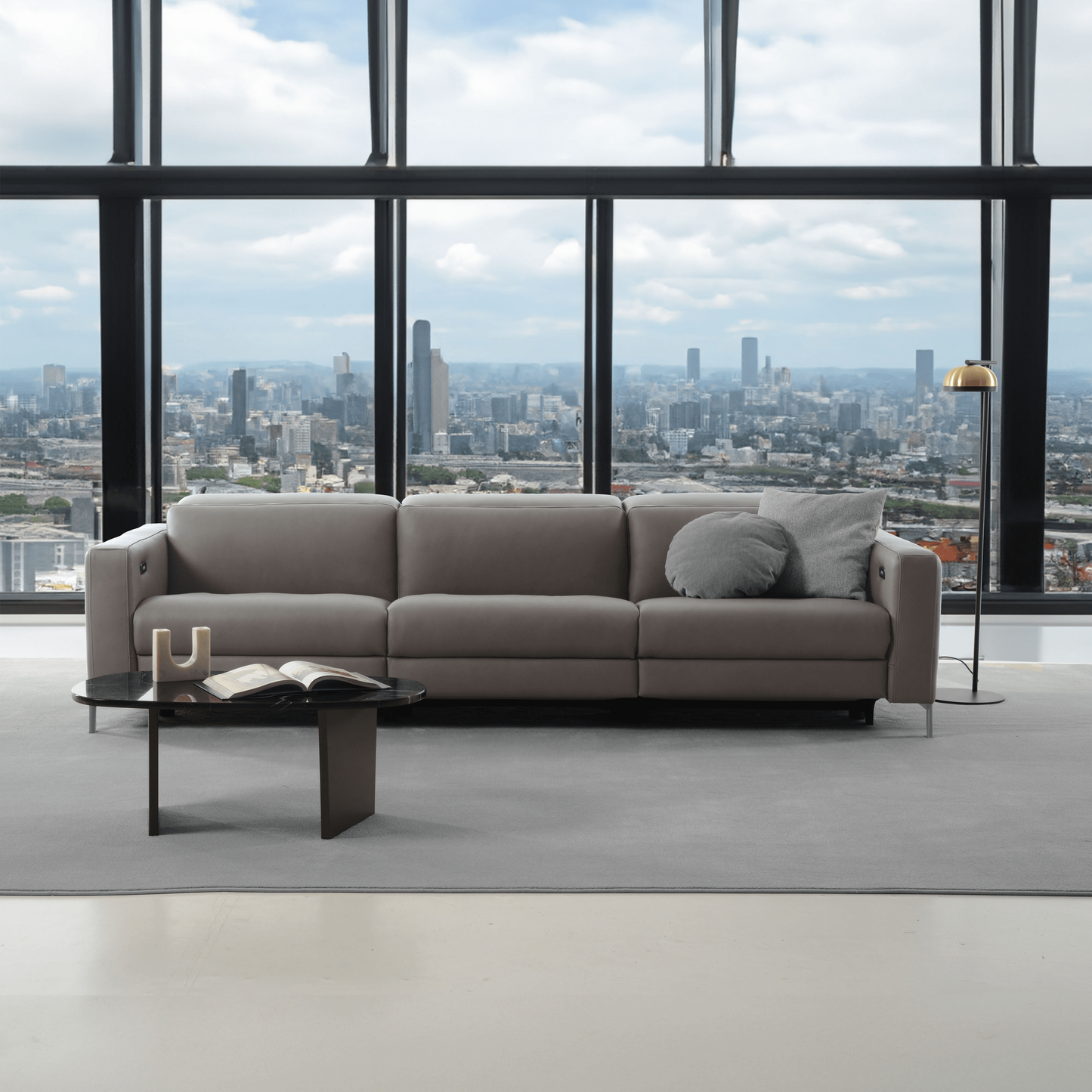 Valenza Power Sofa