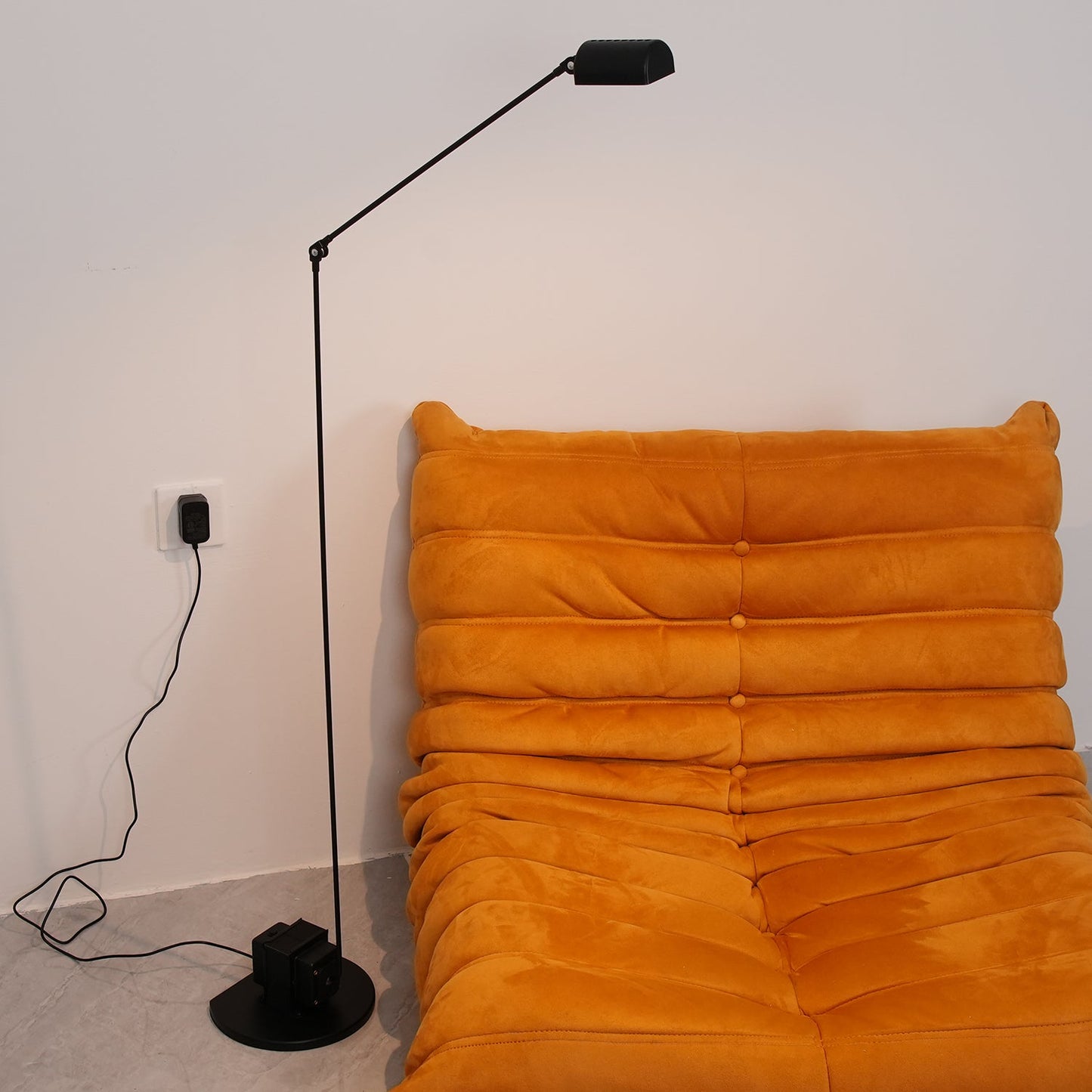Dynamo Free-standing Lamp Floor Lamp