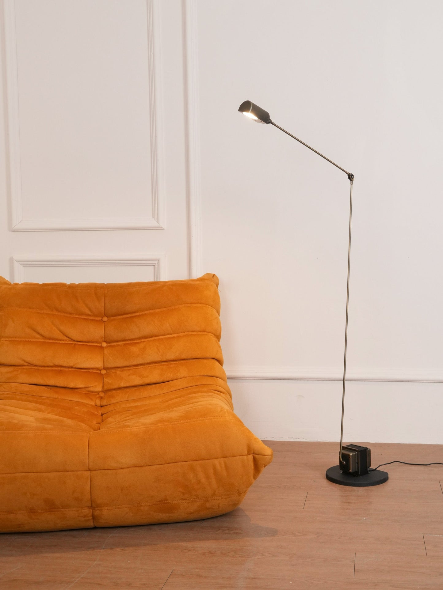 Dynamo Free-standing Lamp Floor Lamp