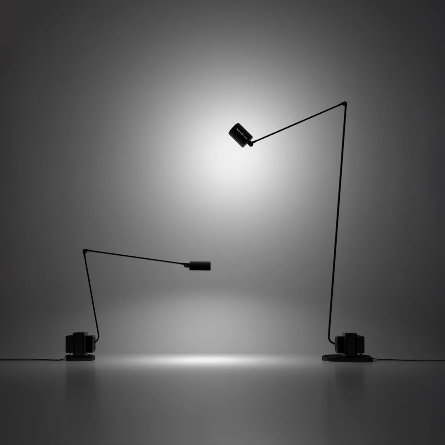 Dynamo Free-standing Lamp Floor Lamp