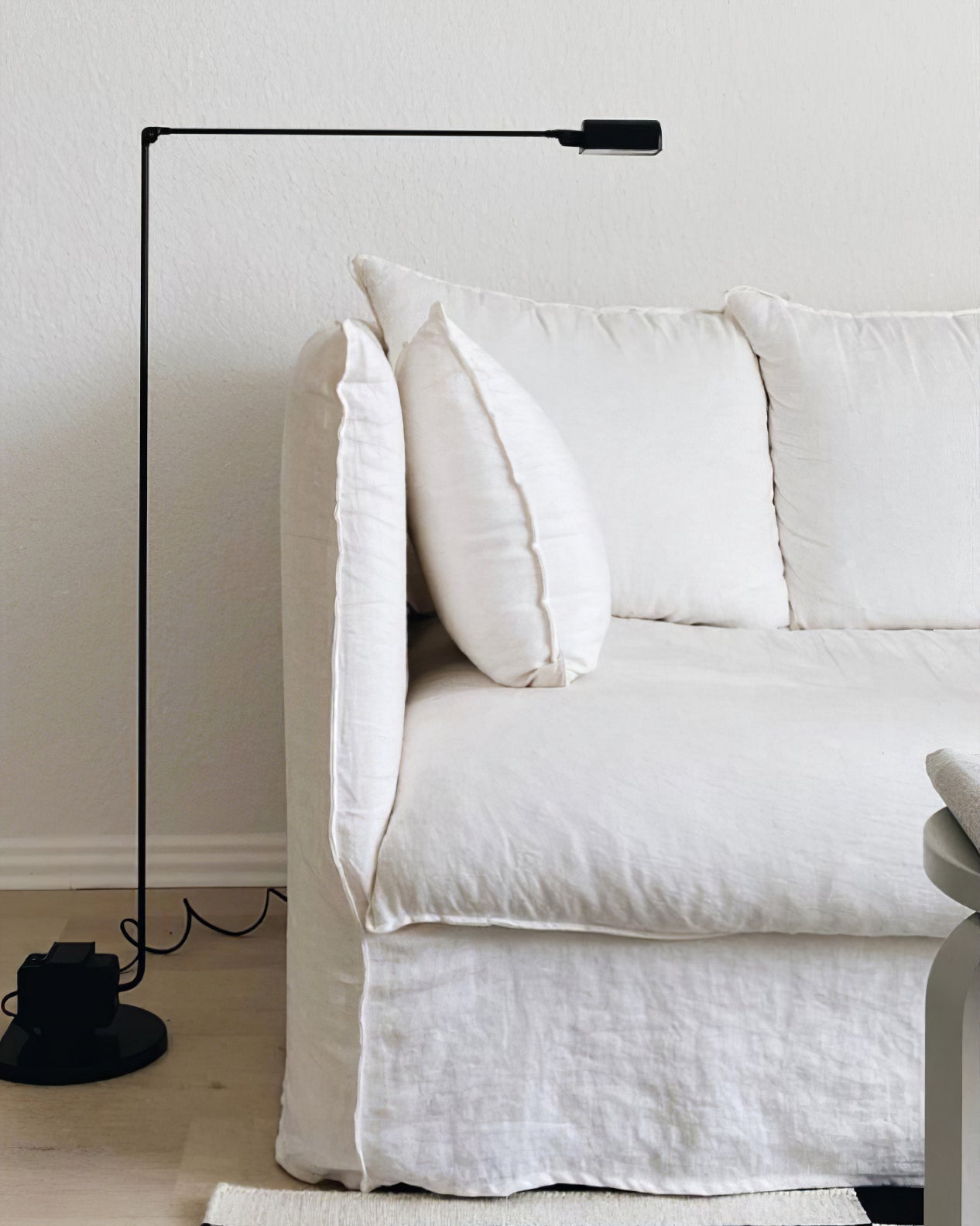 Dynamo Free-standing Lamp Floor Lamp