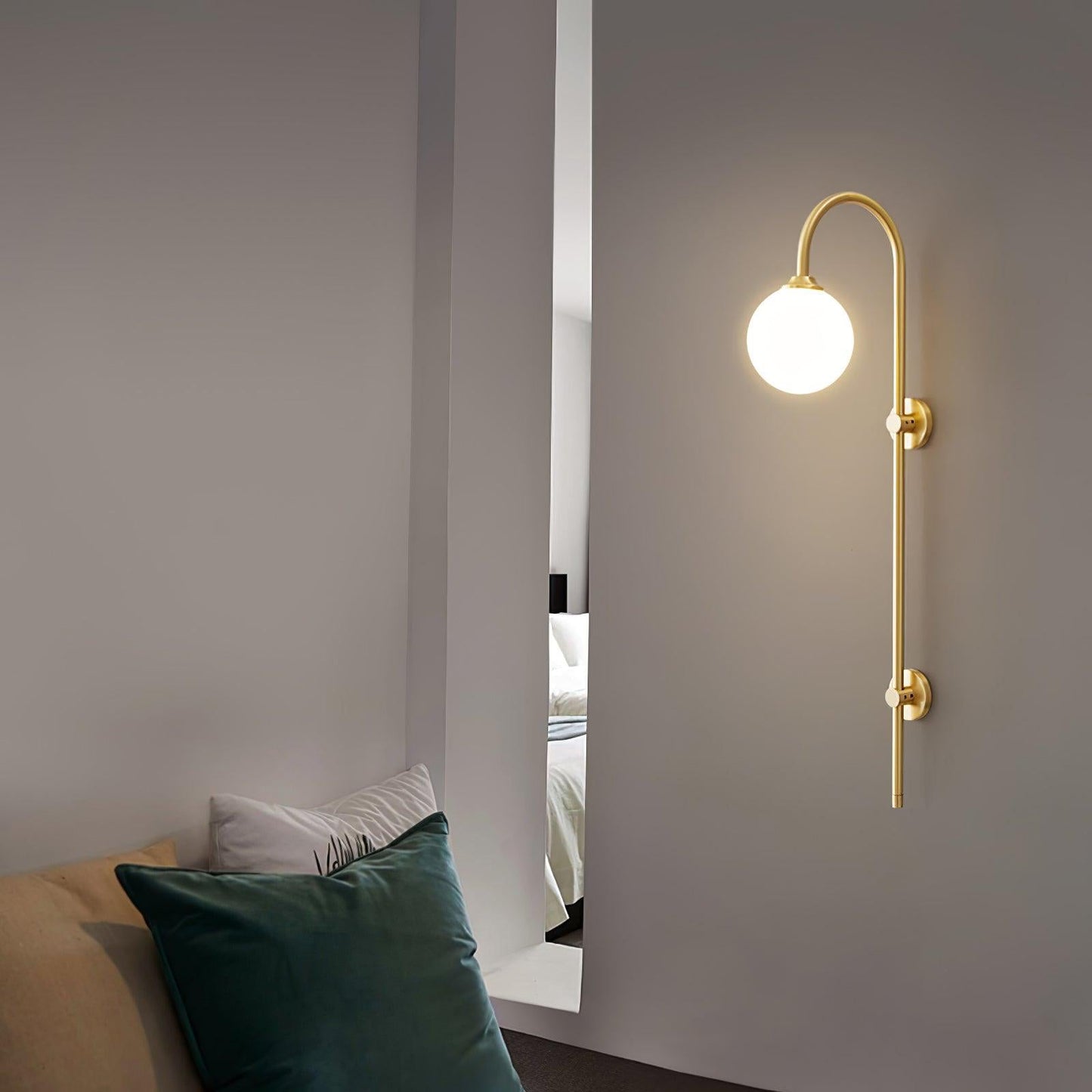 Globe Brass Bracket light Wall Sconce