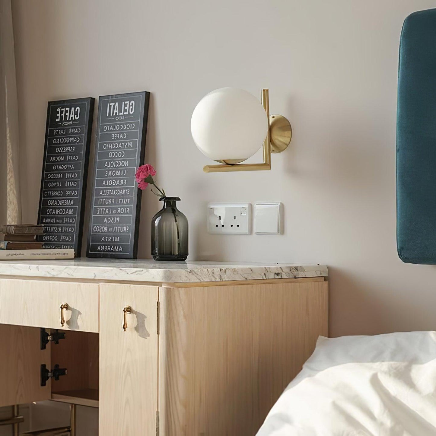 Blown Glass Opal Glass Wall-mounted light Wall Lamp