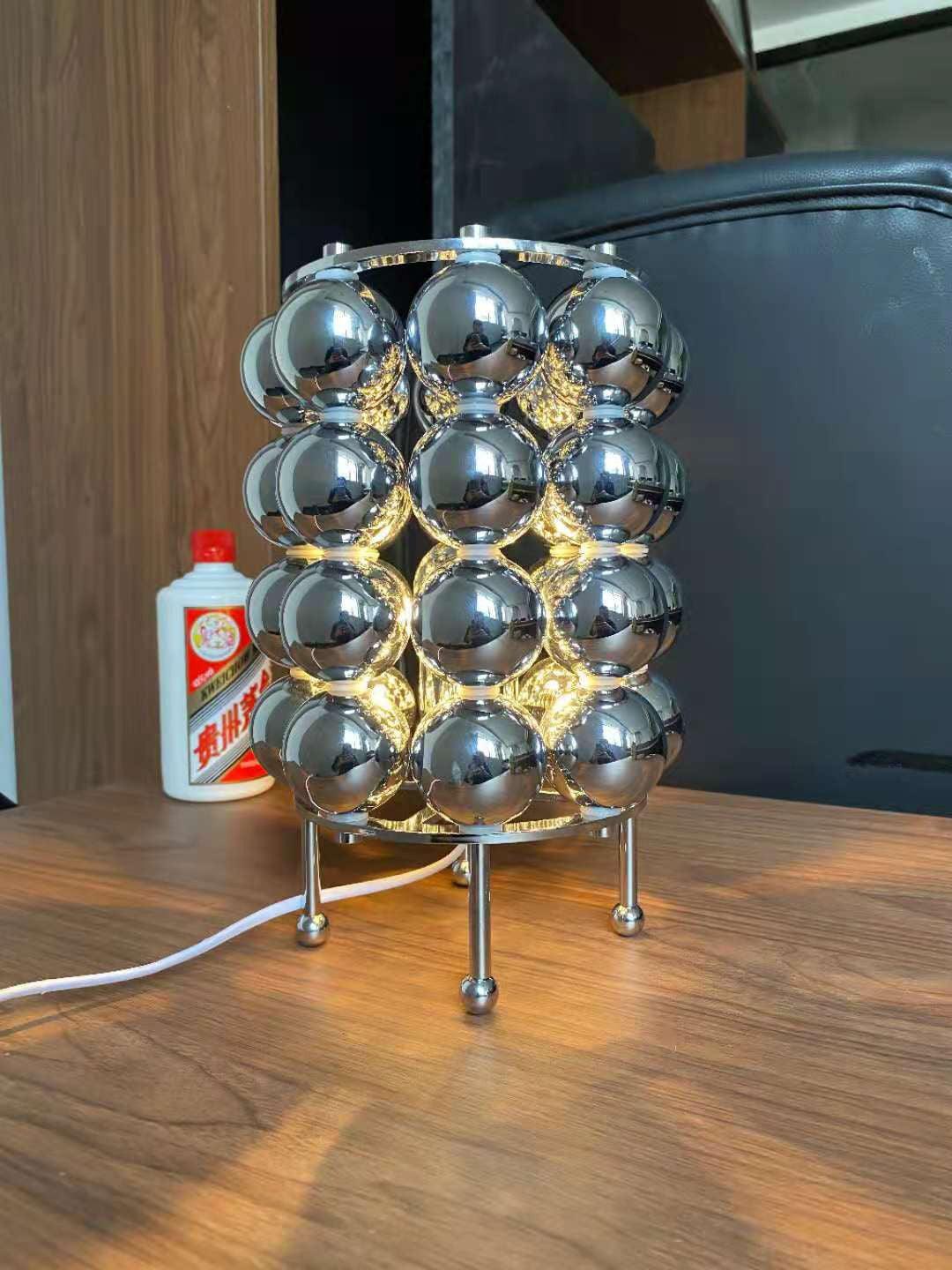 Kare Reading light Table Lamp