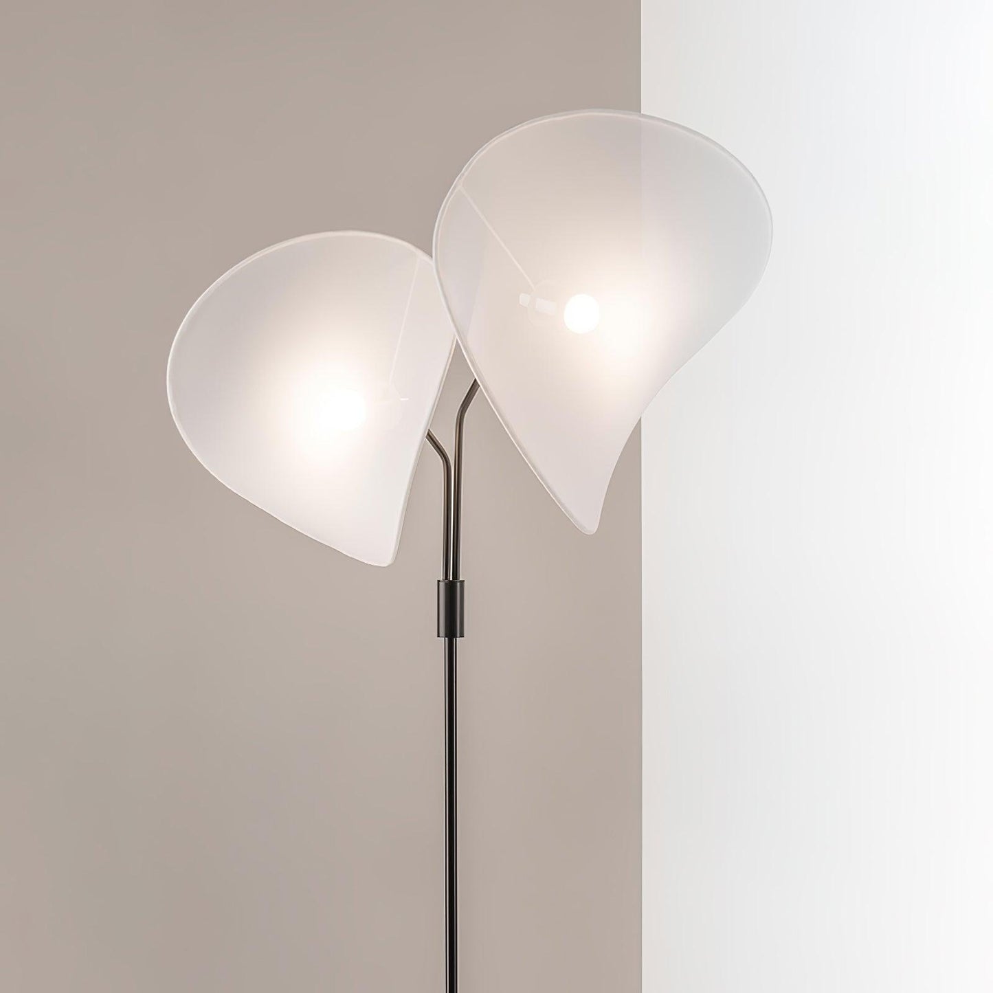Manta Free-standing Lamp Floor Lamp