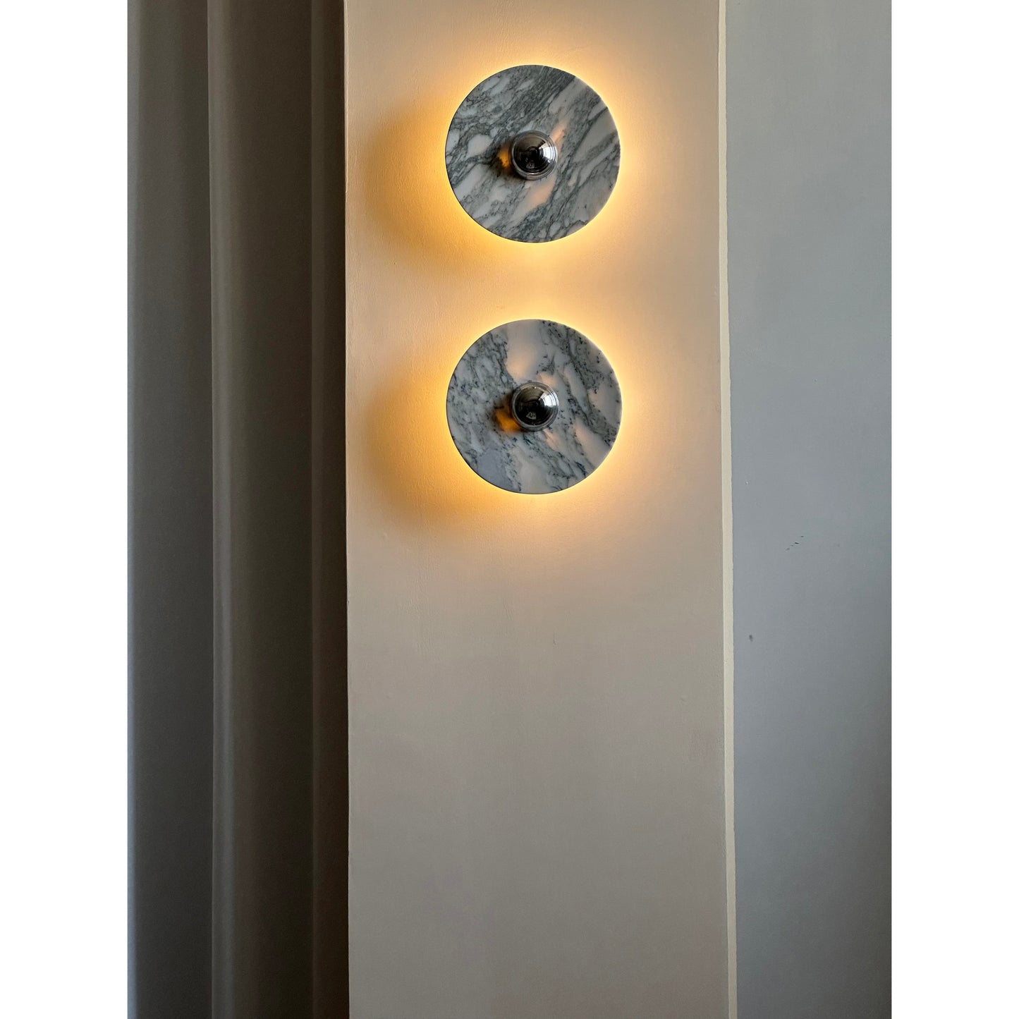 Messier Marble Rechargeable Wall-mounted light Wall Lamp