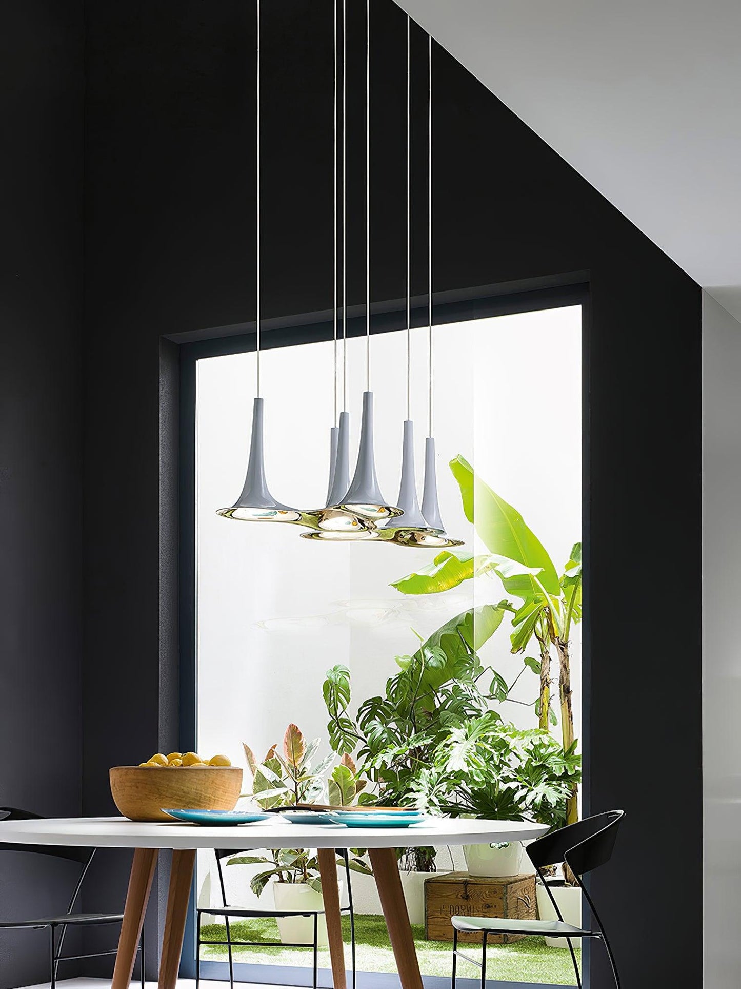 Nafir Droplight Pendant Light