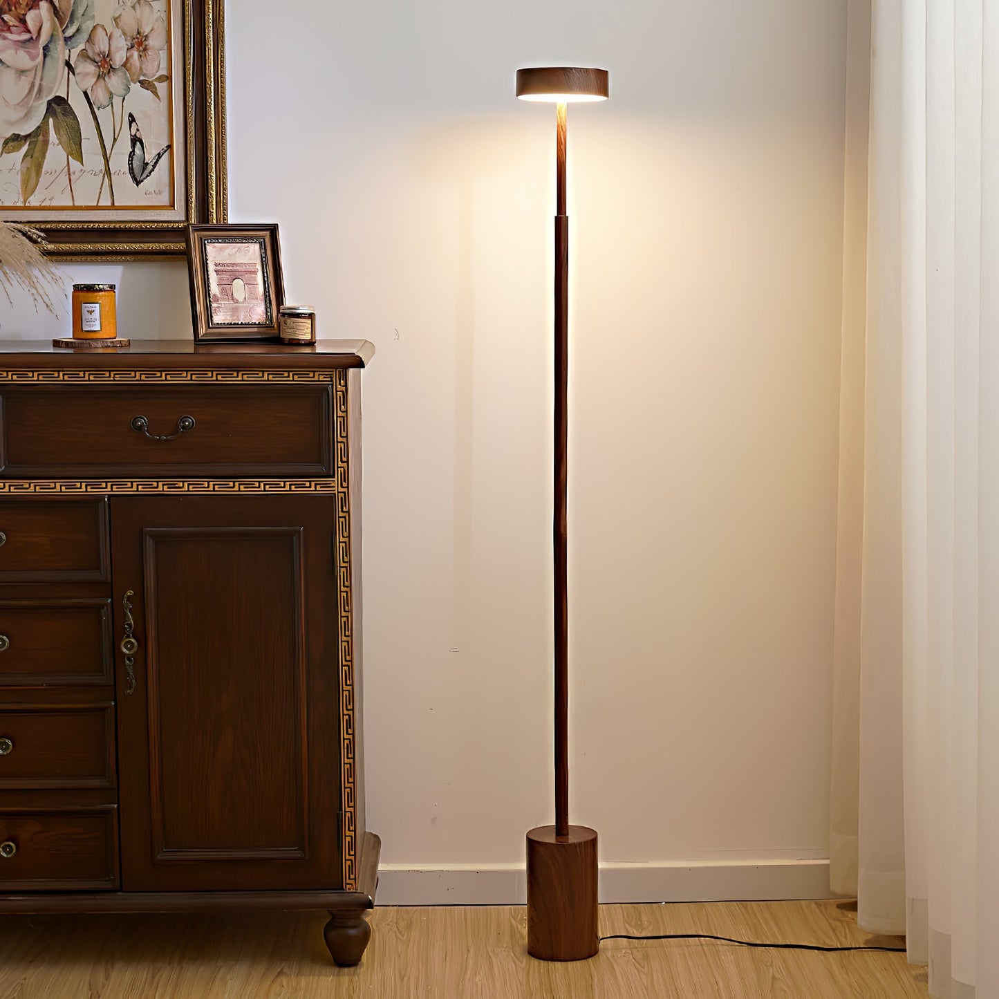 Naya Rotatable Accent Lamp Floor Lamp