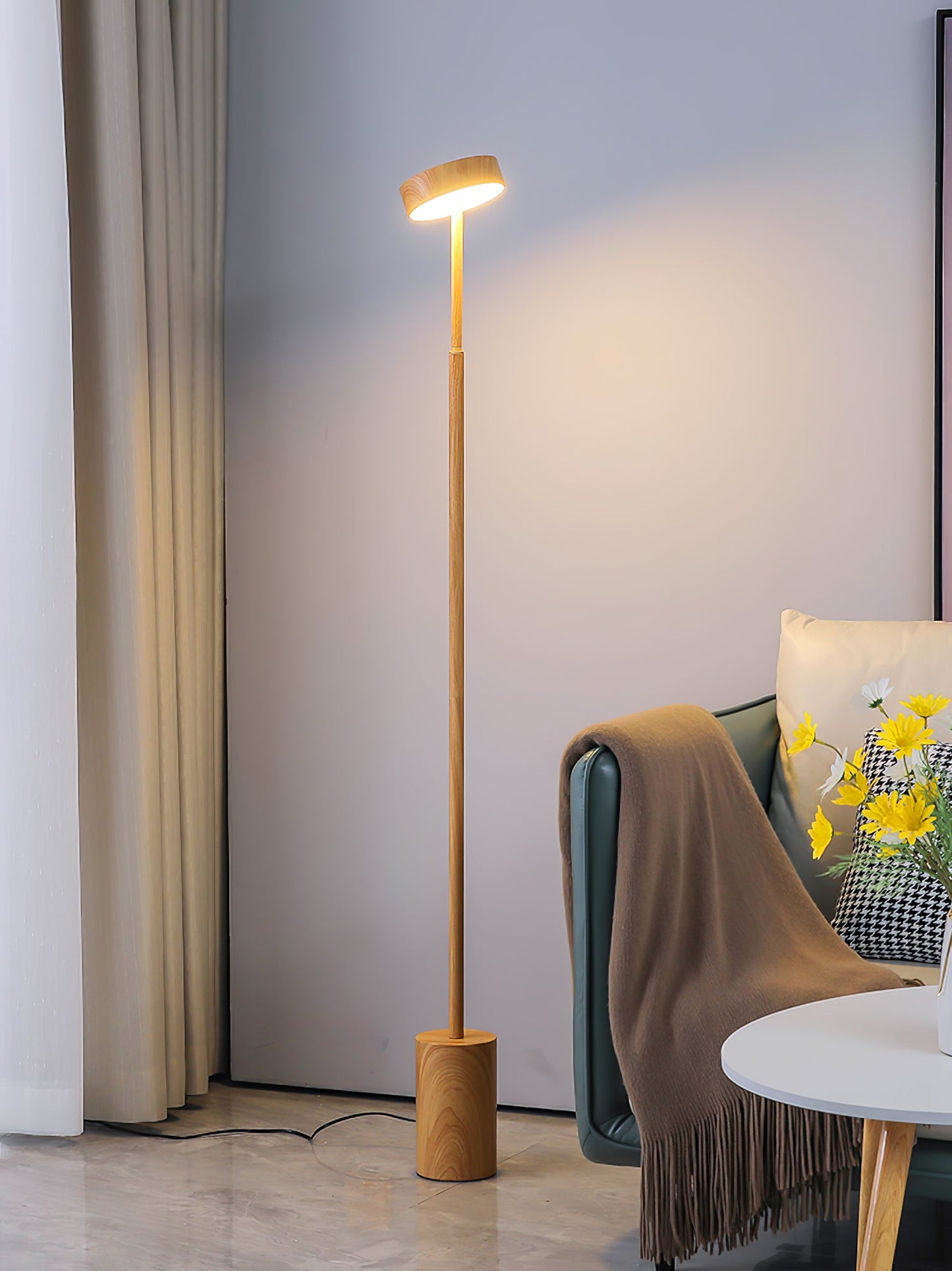 Naya Rotatable Accent Lamp Floor Lamp