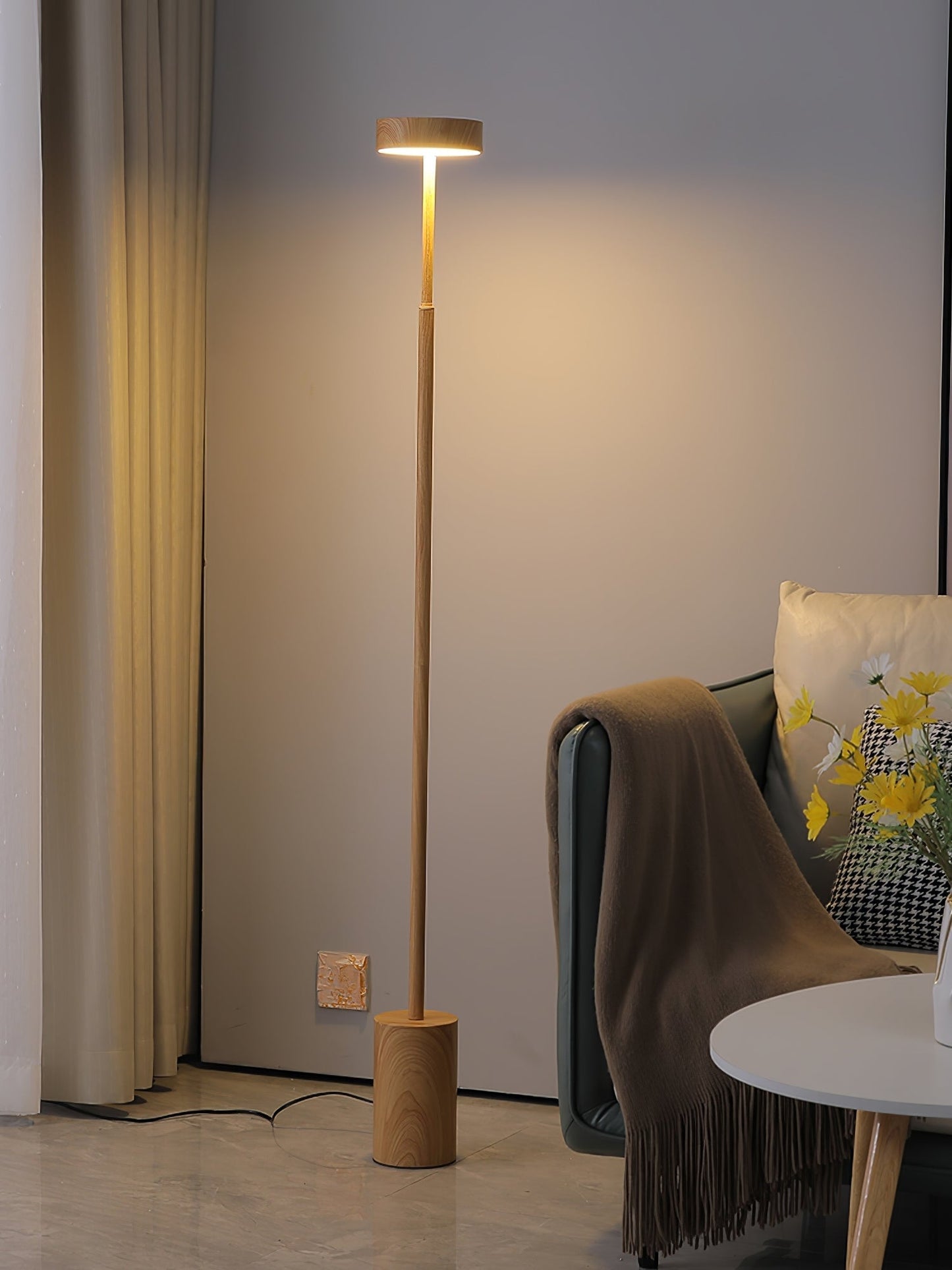 Naya Rotatable Accent Lamp Floor Lamp