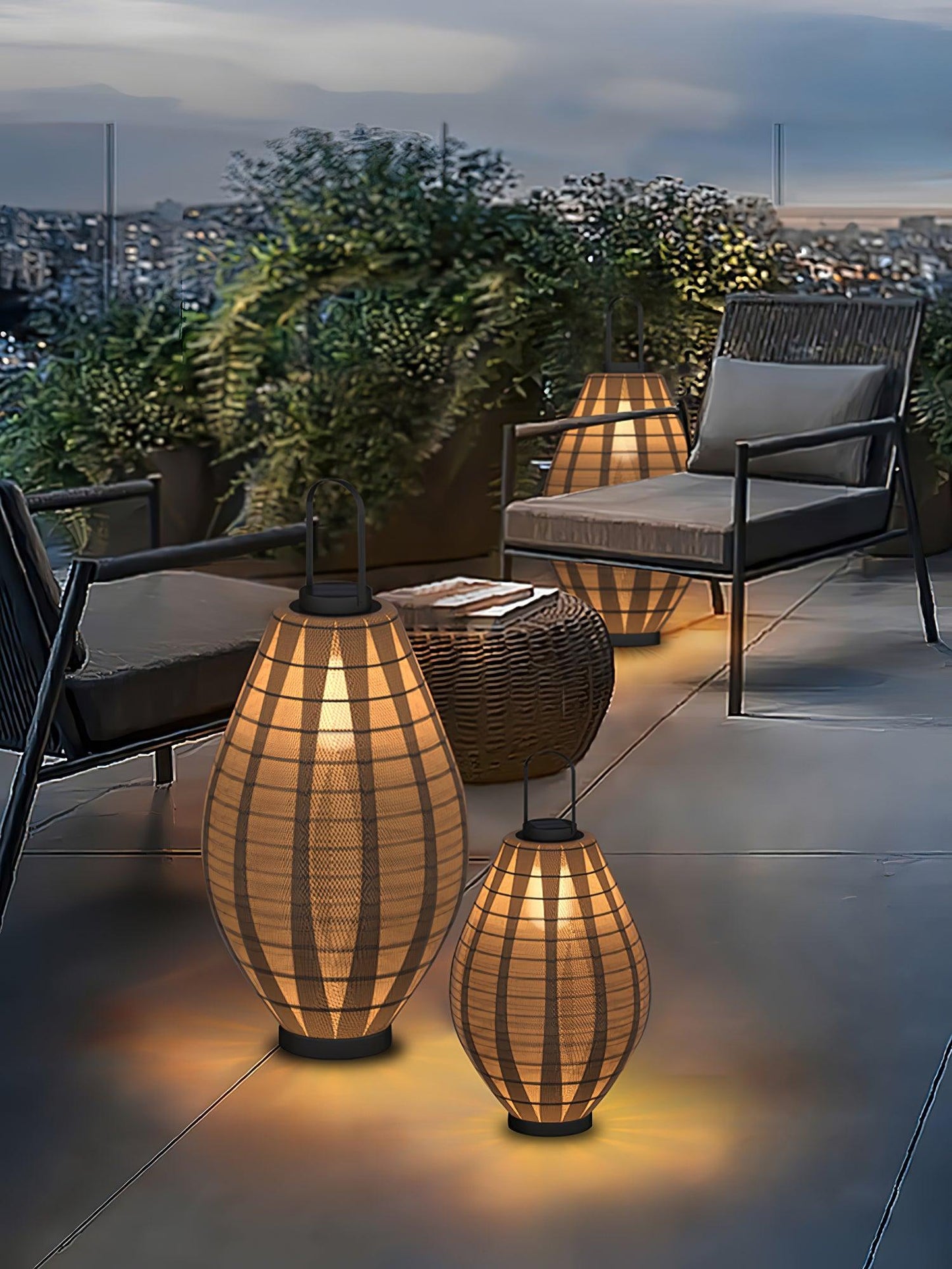 Oasis Mesh Beacon Floodlight Outdoor Lamp