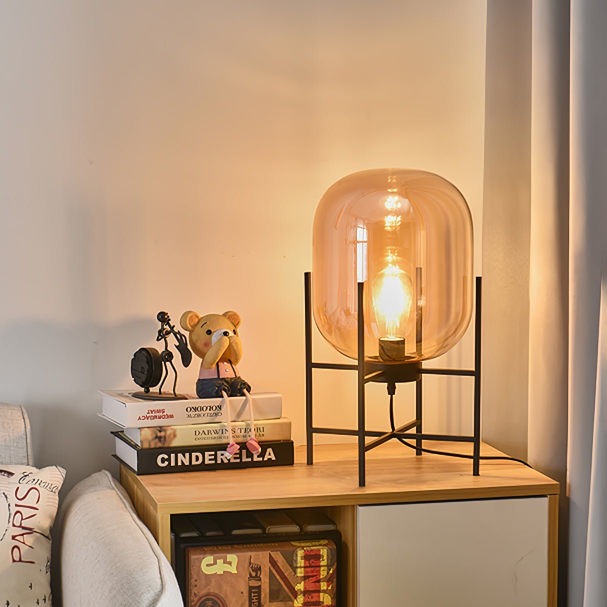 Oda Accent lamp Table Lamp