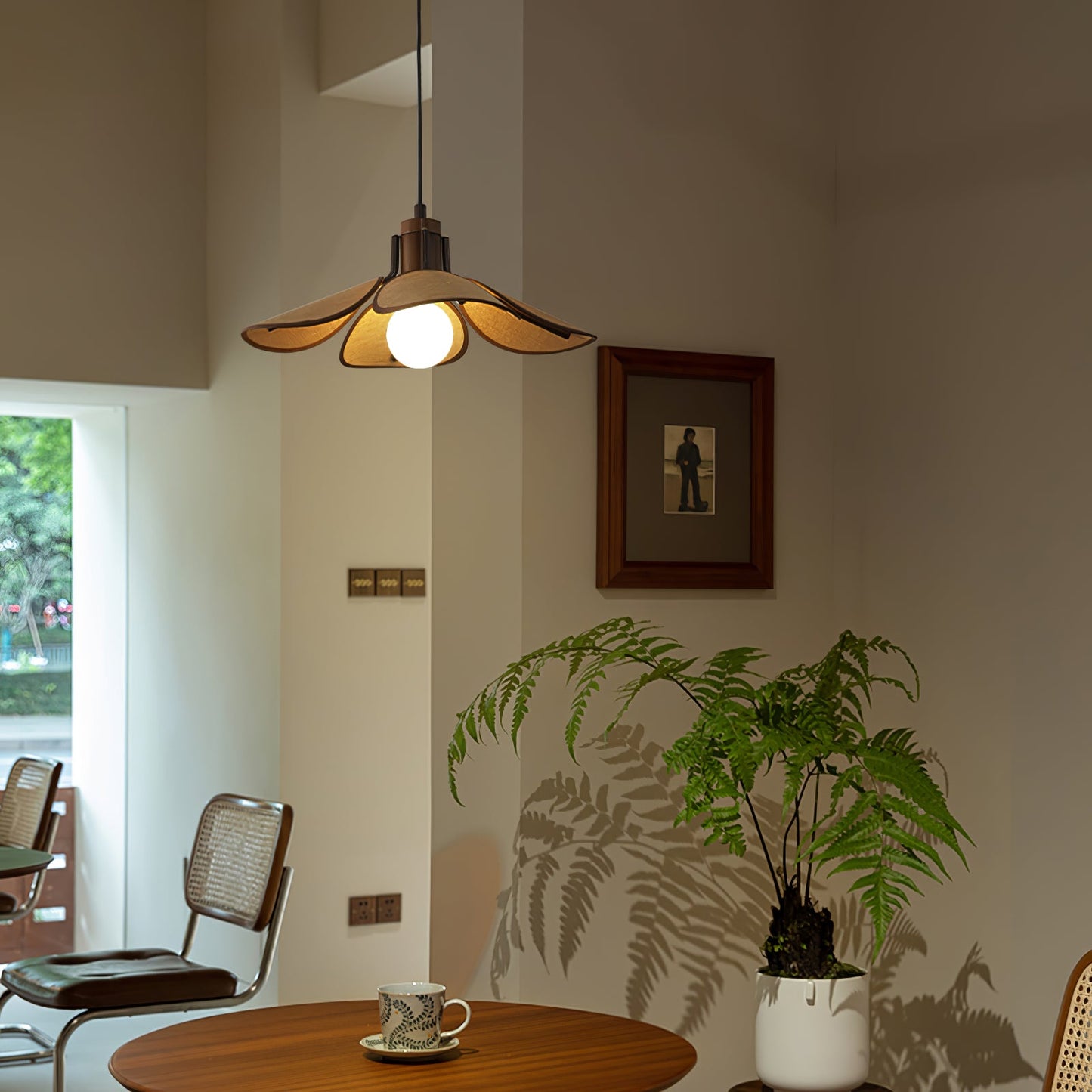 Petal Bloom Droplight Pendant Light