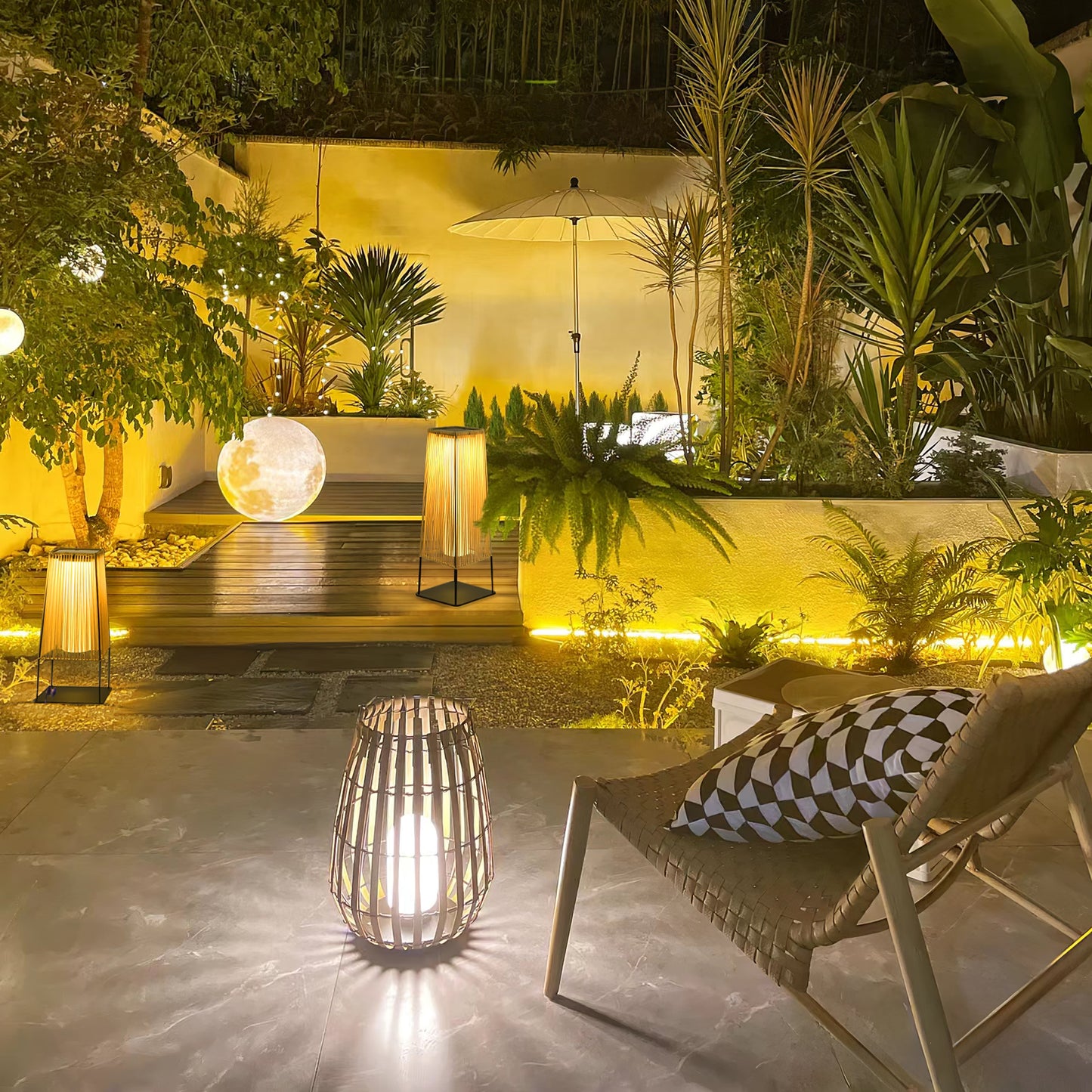 Plastic Rattan Architectural light Outdoor Post Light