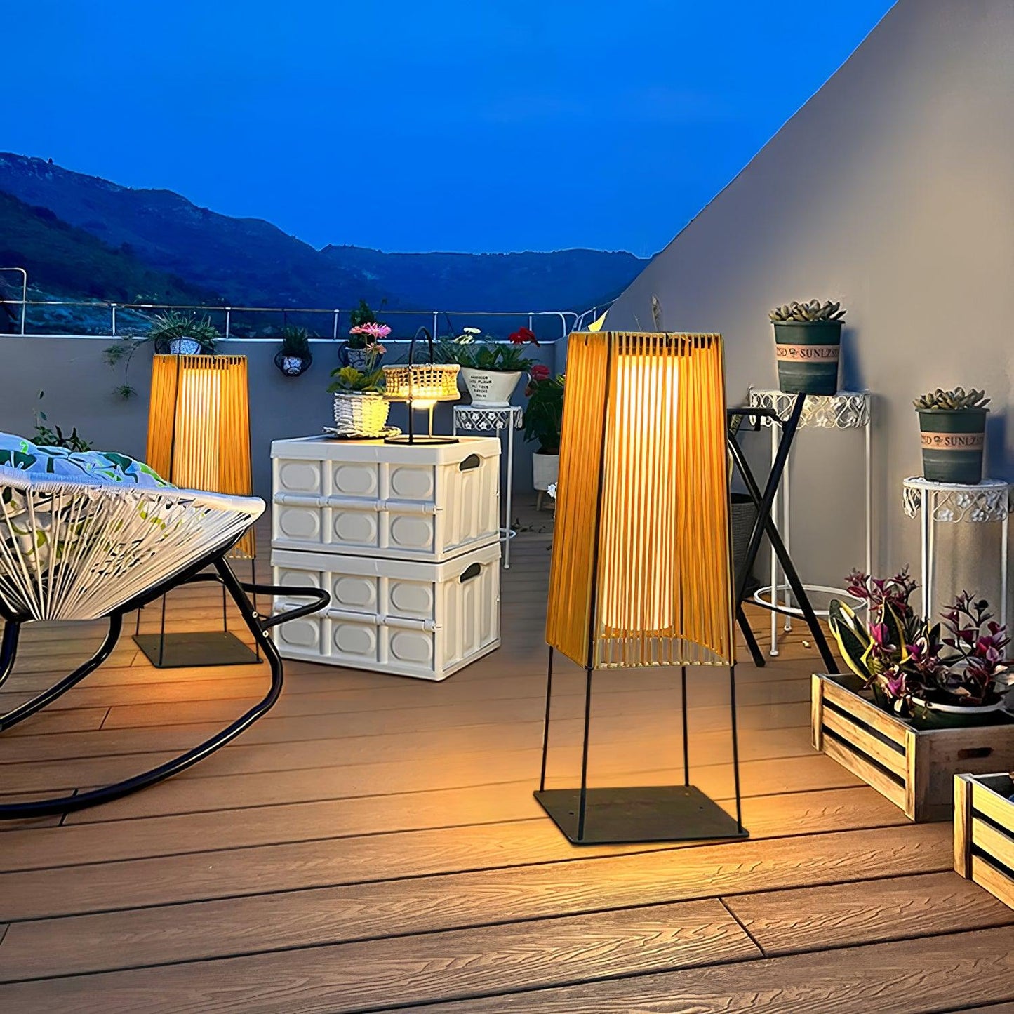 Plastic Rattan Architectural light Outdoor Post Light