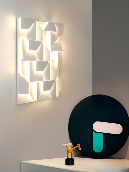 Shadows Grand Bracket light Sconce