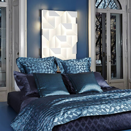 Shadows Rechargeable Grand Wall-mounted light Sconce