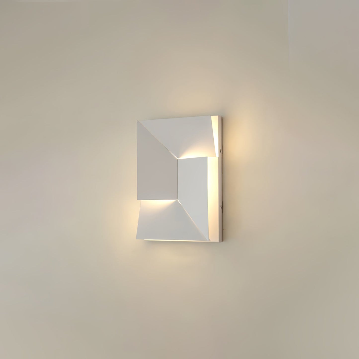 Shadows Rechargeable Grand Wall-mounted light Sconce