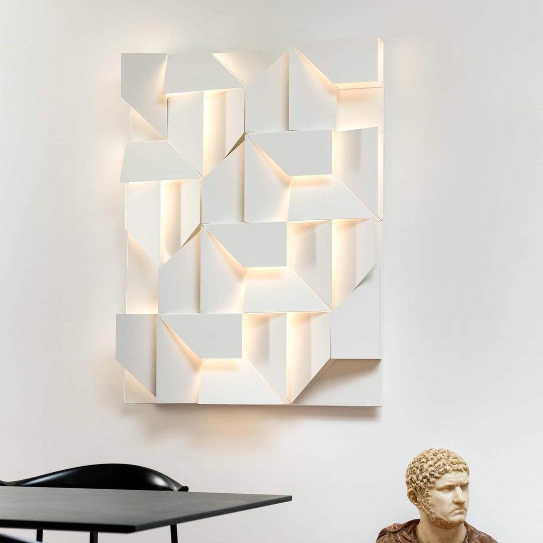 Shadows Rechargeable Grand Wall-mounted light Sconce