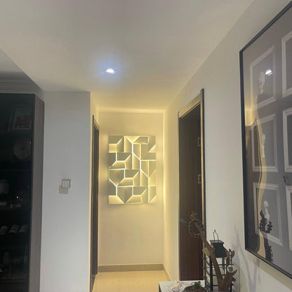 Shadows Rechargeable Grand Wall-mounted light Sconce