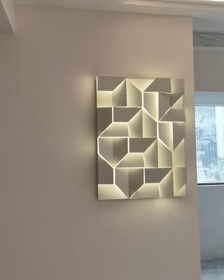 Shadows Rechargeable Grand Wall-mounted light Sconce