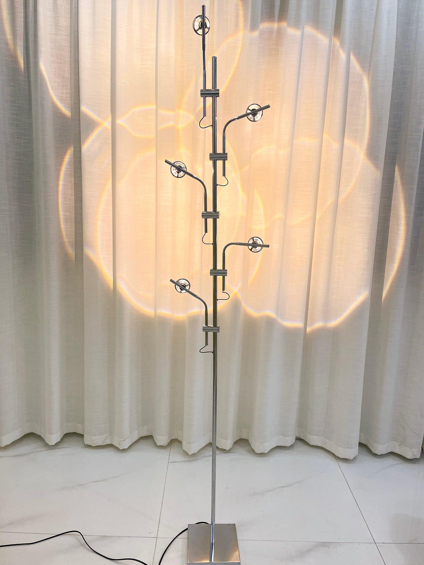 Wa Wa Floor-mounted Lamp Floor Lamp