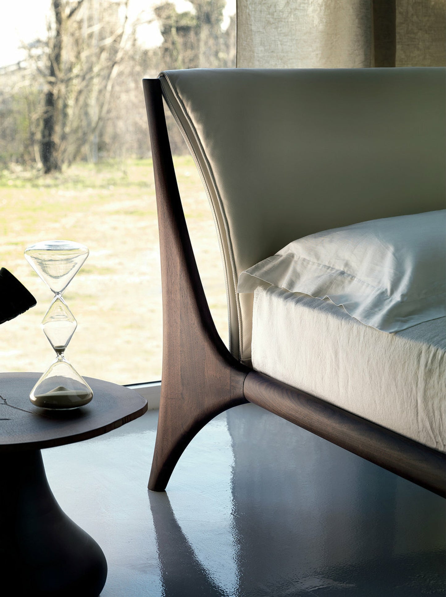 Nelson Bed - Burnt Oak Frame
