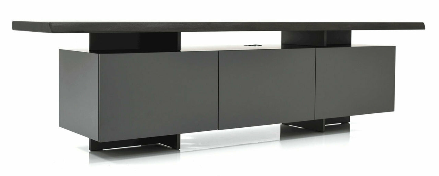 Seneca Entertainment Console