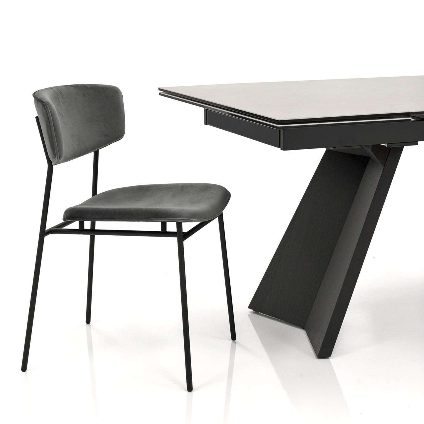 Icaro Extendable Dining Table