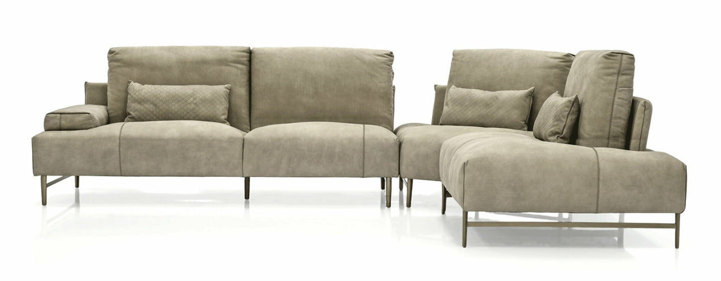 Saks 3pc Sectional