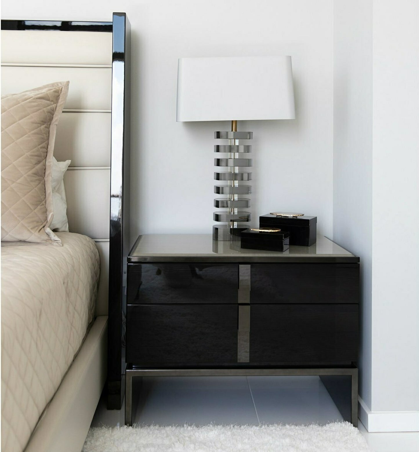 Black & More Nightstand