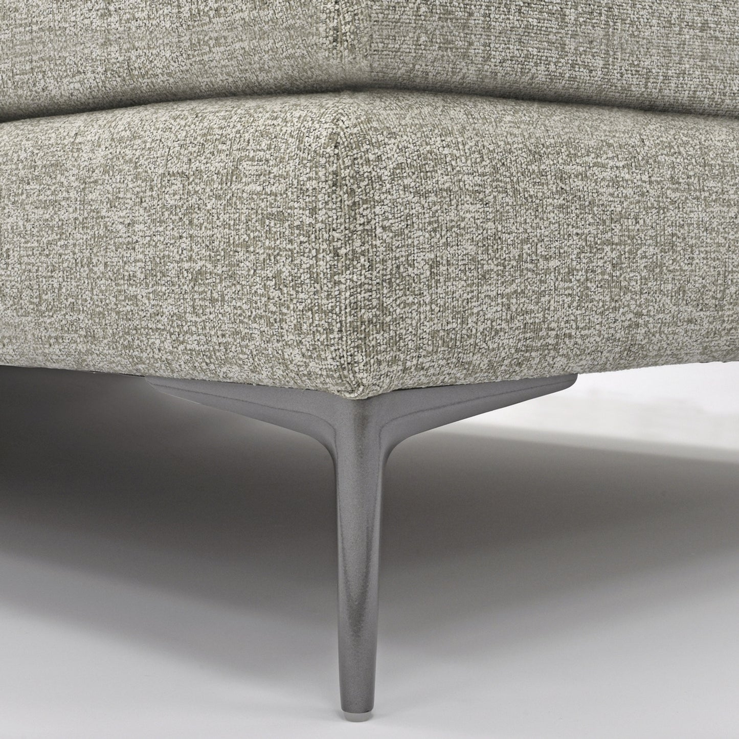 Gwen Sectional