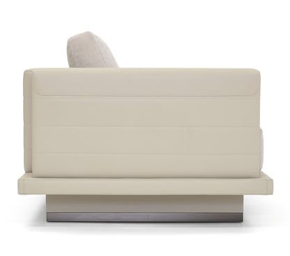 My Story Lounge Chair