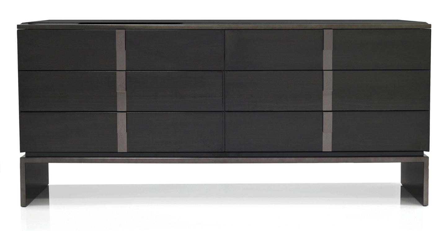 Black & More Dresser