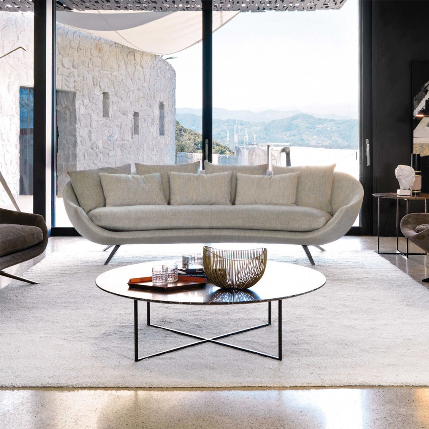 Avi Sofa